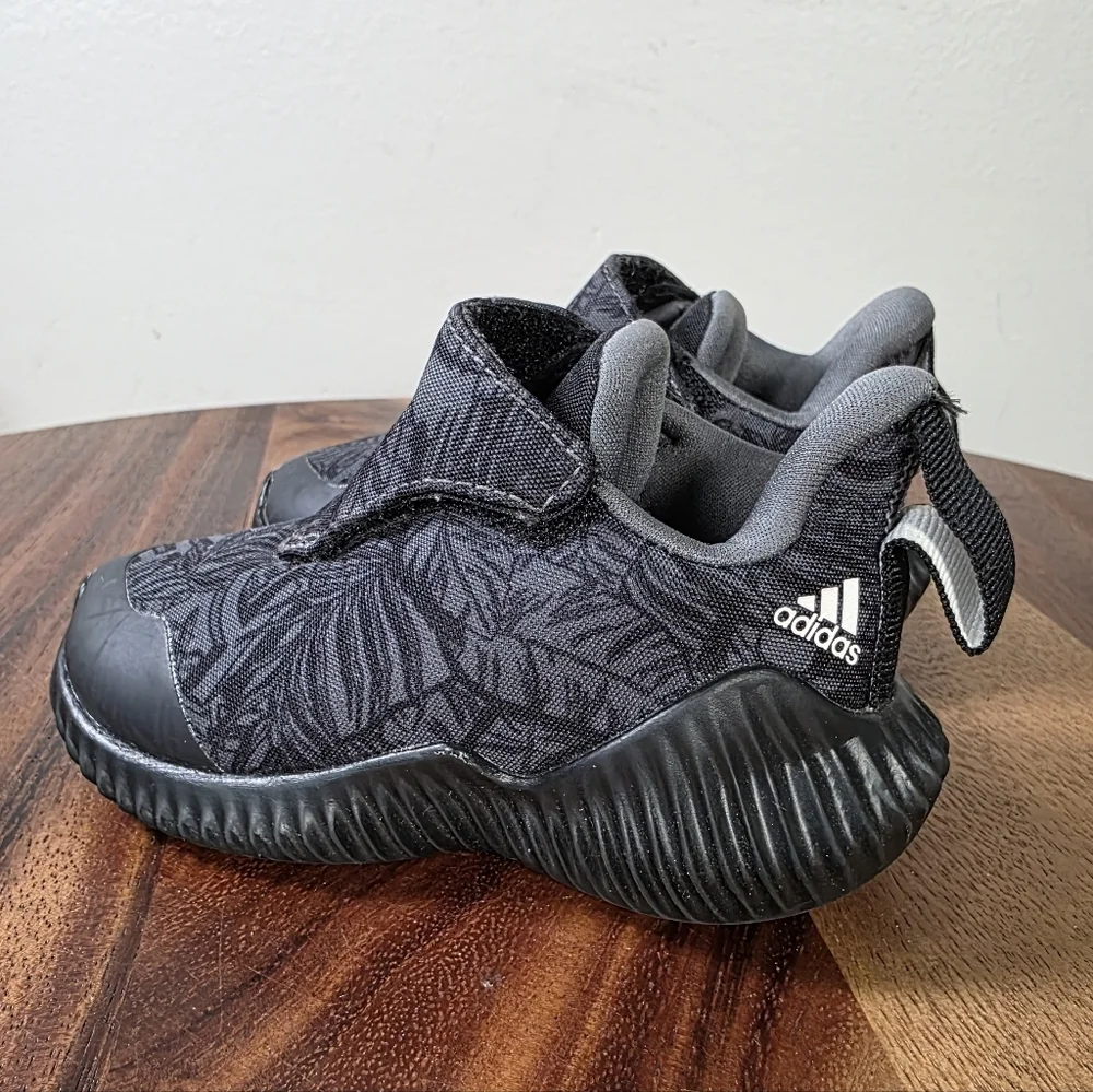 Adidas Kids FortaRun AC Black/Grey Palm Leaf Print Sneakers Size 4K